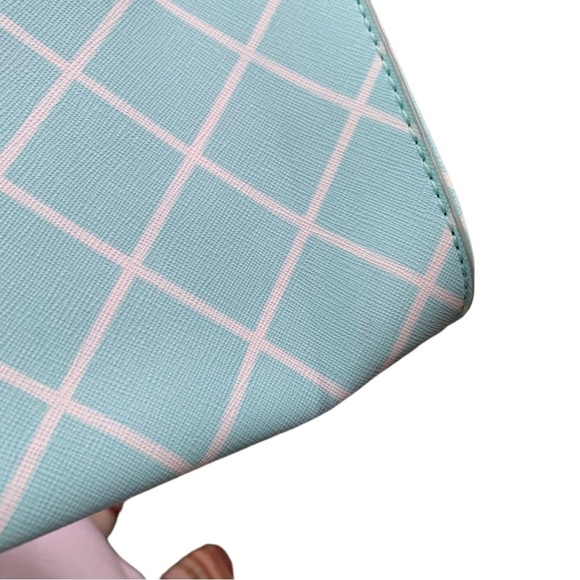 Kenneth Cole Window Pane Mini Crossbody Purse Robin White Girly Preppy Cute - Picture 9 of 12